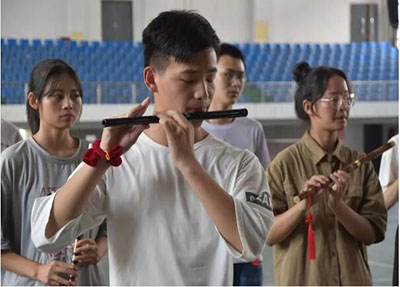 学生音乐乐器训练.jpg