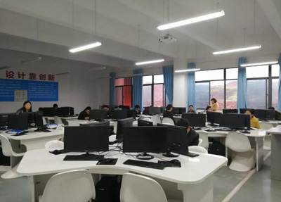 学习中的学生