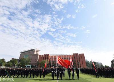 贵州警察学院初中生可以读吗