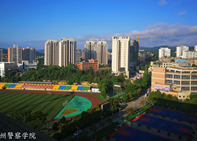 学校操场1.jpg