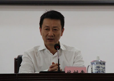 巴中职业技术学院召开主要领导人事调整大会