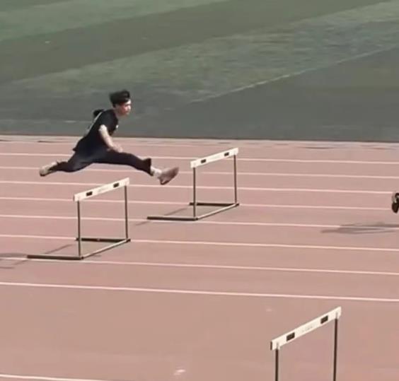 双流艺体中学学费是多少