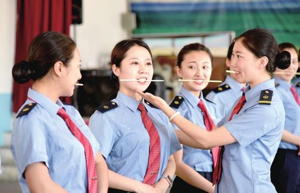高铁学校学费是多少   学费贵吗