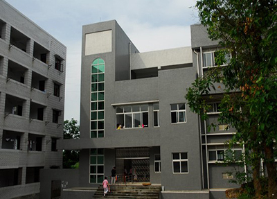 学生公共浴室