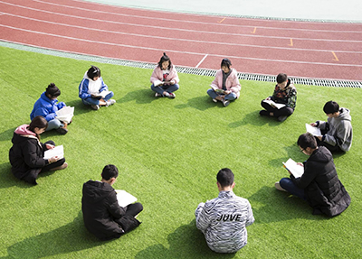 四川工业贸易学校