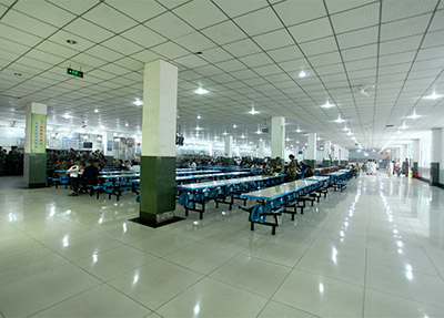 爱华学校食堂