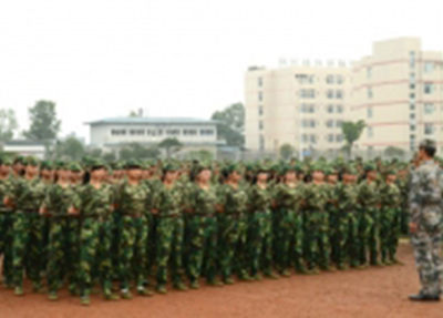 学会僧军训